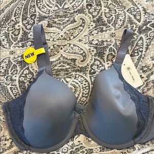 Vanity Fair Women's Silver Blue Beautiful Lace Bra NWT